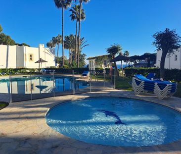 Apartment in Riviera del Sol, Costa del Sol - Photo 4