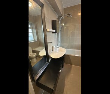 Room in a Shared House, Kennyland Court, NW4 - Photo 3