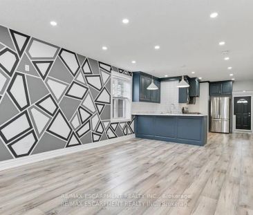 54 Craigmiller Avenue #Upper - Photo 2