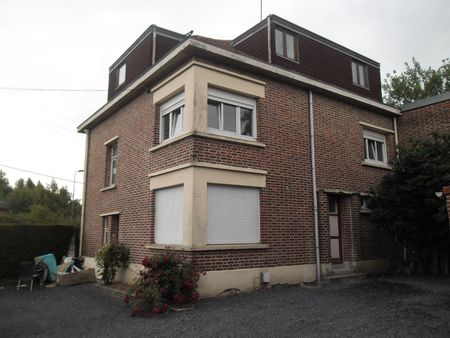 Location Appartement 1 pièce 27m² LILLE 59000 - Photo 3