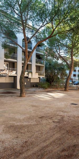 Location Appartement 2 pièces 44m² BEZIERS 34500 - Photo 2