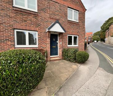 2 bedroom flat to rent - Photo 2