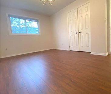 For Lease - 1261 Redbank Crescent, Oakville, Ontario - Photo 1