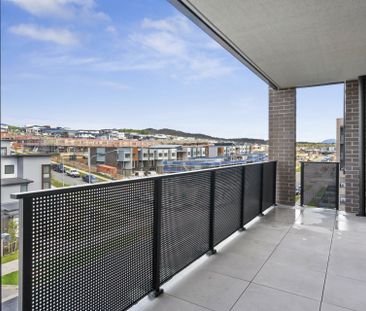 Contemporary Living - Photo 1