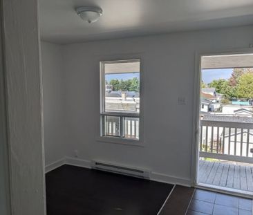 1428 110e Avenue - Photo 6