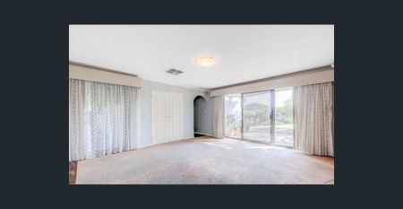 3x2 Bedroom home in cul-de-sac location - Photo 2