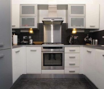 Heatley House, Lymm, WA13 - Photo 4