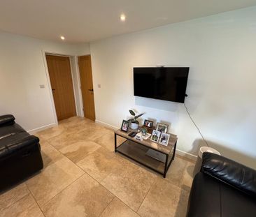 1 bedroom ground floor maisonette to rent - Photo 1