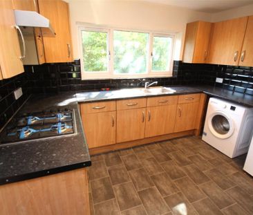 2 bedroom maisonette to rent - Photo 6