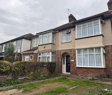 4 bedroom terraced house to rent - Photo 6