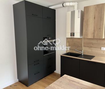ATTRAKTIVE 3-ZIMMERWOHNUNG MIT TOP EINBAUKÜCHE UND GLASBALKON - Photo 6