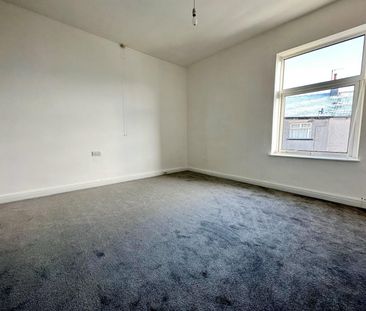 Avondale Street, Colne - Photo 6