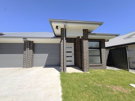 Brand New Family Home - Photo 4