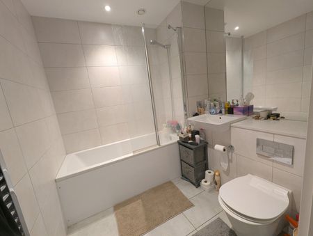 Room in a Shared Flat, Oakland's Rise, NW10 - Photo 5