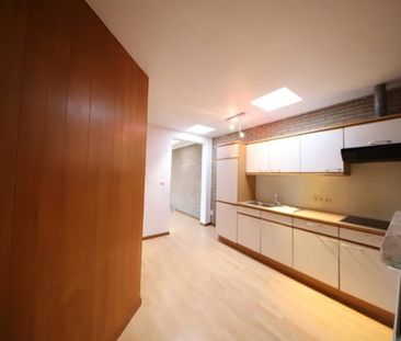Appartement te huur - Photo 1