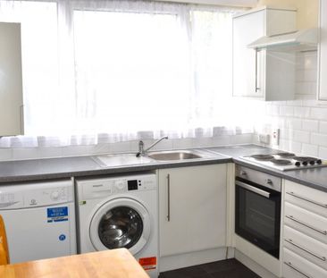 Mountbatten Square, Windsor, Berkshire,SL4 - Photo 4