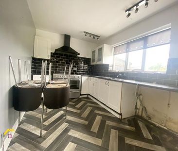 3 bedroom semi-detached house to rent - Photo 5