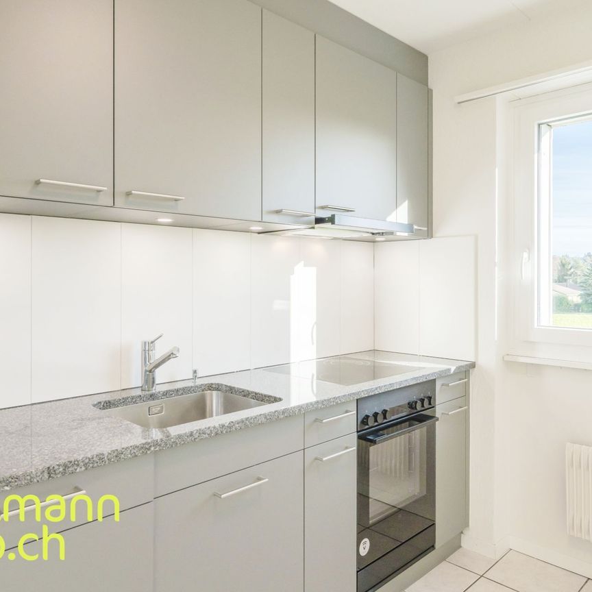 4 room apartment with balcony / Appartement de 4 pièces avec balcon - Foto 1