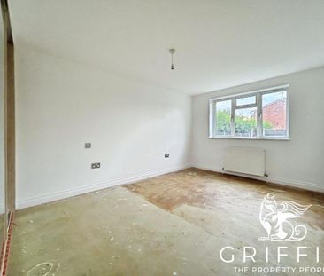 Noak Hill Road, Billericay, CM12 - Photo 1