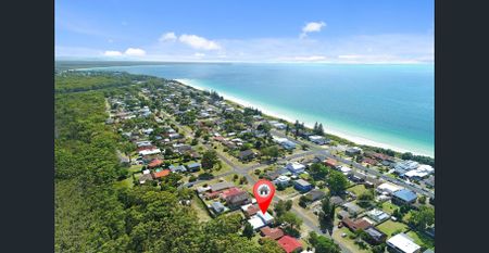 4 Bedroom Vincentia Home - Photo 3