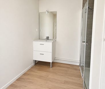 Location Appartement 2 pièces 46m² PLESCOP 56890 - Photo 5