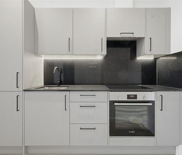 Studio to rent - Photo 2