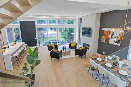 For Lease - 84 Bexhill Avenue, Toronto, Ontario - Photo 2