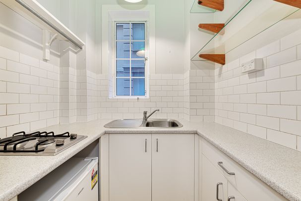 17/16 Macleay Street, Potts Point NSW 2011 - Studio For Rent | Domain - Photo 1