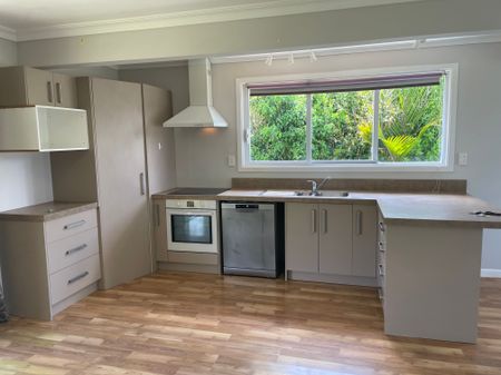 Very cute three-bedroom cottage - Photo 5