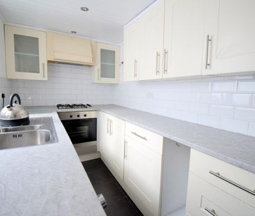 137 Rosebery Road, BT68JB, Belfast - Photo 2