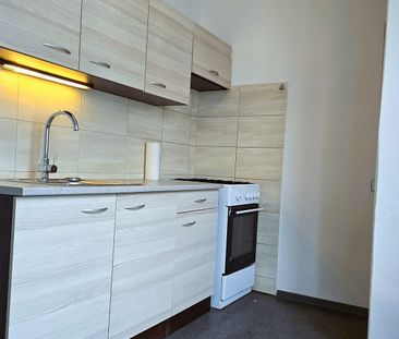 Pronájem bytu 2+1 54 m² - Photo 2