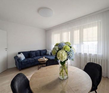 PIERWSZY NAJEMCA! ŚWIEŻO PO REMONCIE | 2 POKOJE 42.42 m² - Photo 2