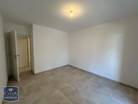 Appartement à louer 2 pièces 44m² - Photo 2