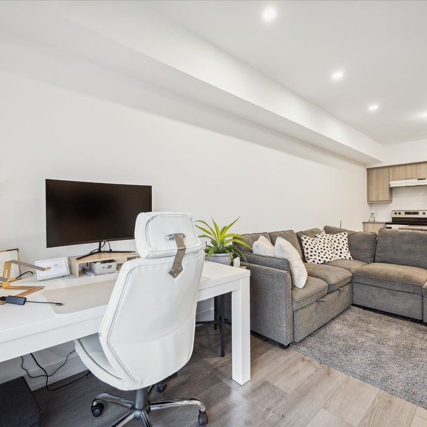 For Lease - 10 Culinary Lane Unit# 409, Barrie, Ontario - Photo 1