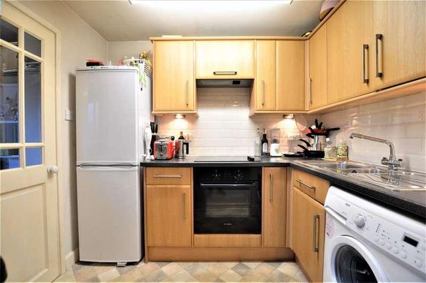 Emlyns Street, Stamford, PE9 - Photo 1
