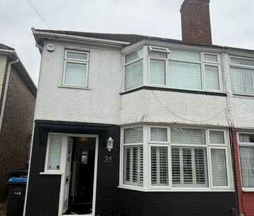 3 bedroom end of terrace house to rent - Photo 3