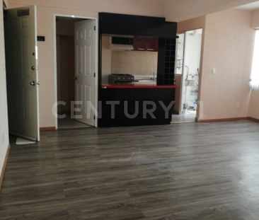 En piso 14 de Torres San Antonio - Photo 2