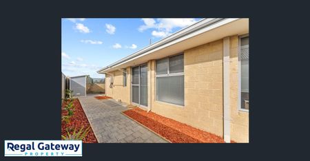 28 Wilkes Loop, BALDIVIS WA 6171 - Photo 2