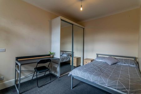 76 Eldon Street - Photo 4