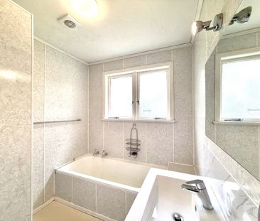 Spacious Family Home - Photo 1
