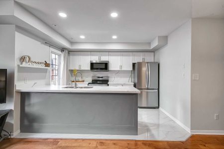 For Lease - 615 Shoreline Drive Unit# 12, Mississauga, Ontario - Photo 4