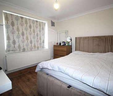 Downfield Road, Cheshunt, Waltham Cross, EN8 - Photo 5