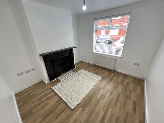 Newton Road, Hoylake - Photo 1