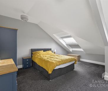 3 bedroom apartment to rent - Photo 5