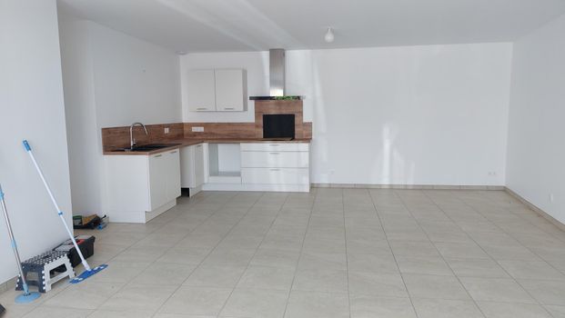 Location Maison 3 pièces 80m² FRONTENAY ROHAN ROHAN 79270 - Photo 1