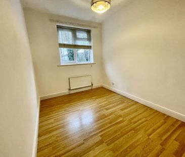 2 bedroom end of terrace house to rent - Photo 2