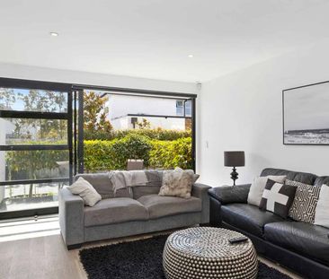 Architecturally Designed Home - Photo 4