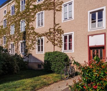 Zentrale 3-Zimmer-Wohnung in grüner Umgebung // 1. OG links - Photo 3