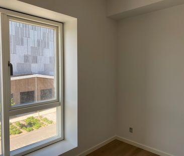 Lys og veludnyttede 2-værelses lejlighed på 57 m² – med vestvendt a... - Photo 5