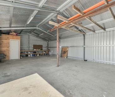 Peaceful Family Home - Photo 3